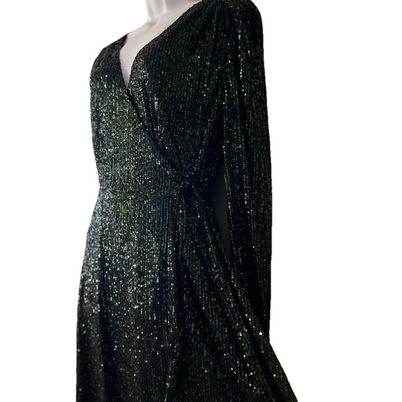 In Loom Morning Lavender Sequin Wrap Dress Size 1x - Picture 2 of 9